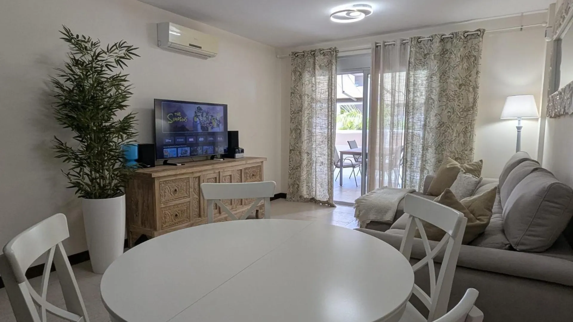 Cozy Apartment In Playa Paraiso Costa Adeje